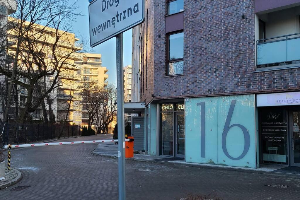 Wellsituated 1 Bedroom Condo In Warsaw Freeparking Exterior photo